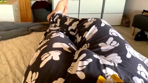 Gonce online show from 10-24-25, 08:22