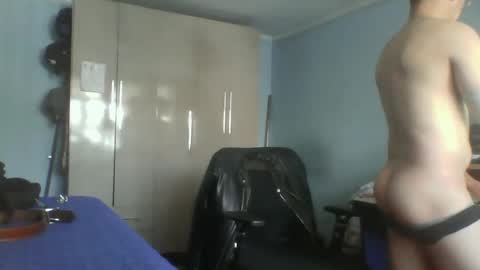 Snapshot of goodfumes chatting on 01-08-25, 08:39 goodfumes online show from 01-08-25, 08:39