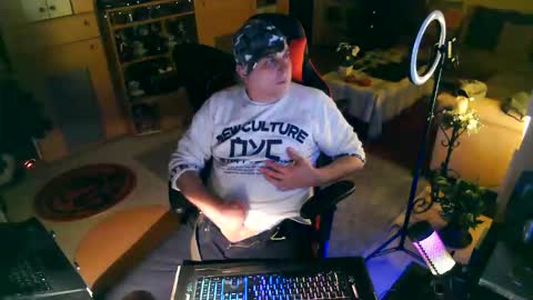 Snapshot of google5001 chatting on 02-11-26, 03:44 google5001 online show from 02-11-26, 03:44