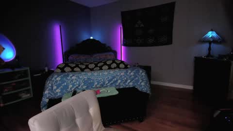 Snapshot of gooner_girl chatting on 01-21-25, 09:25 gooner_girl online show from 01-21-25, 09:25