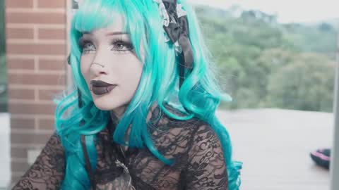 sophie  Special celebration a the beach 300k followers 3011 and 0112   online show from 03-01-26, 07:27