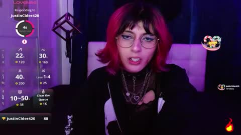 goth_minerva online show from 10-18-25, 01:34