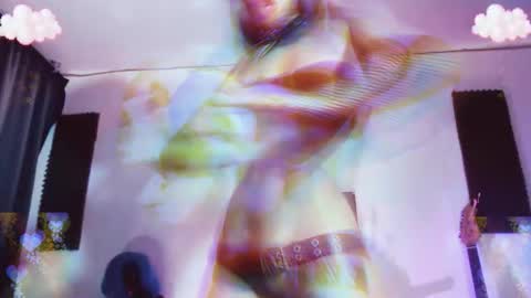        online show from 10-23-25, 05:18