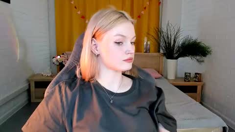 Grace Glamour online show from 03-04-25, 08:13