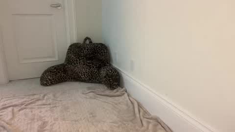 graceyrose online show from 09-19-25, 06:19