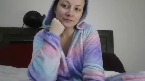 Snapshot of gracielush chatting on 01-06-25, 10:58 Goddess Grace online show from 01-06-25, 10:58