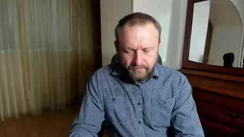 Snapshot of grandor_m chatting on 03-05-25, 12:22 Anthony online show from 03-05-25, 12:22