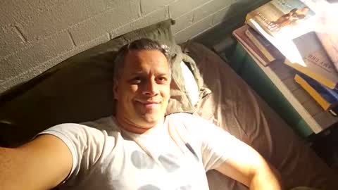 Snapshot of grattitude chatting on 10-12-25, 12:04 grattitude online show from 10-12-25, 12:04