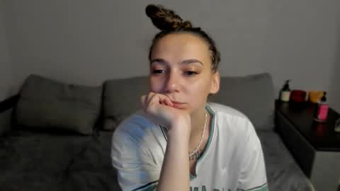 Anna online show from 02-26-26, 01:59