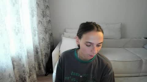 Anna online show from 04-16-26, 12:22