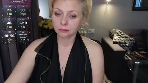 Snapshot of gray_swann chatting on 02-18-25, 10:38 Ray online show from 02-18-25, 10:38