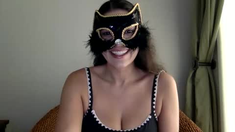 Clara online show from 12-01-25, 09:09