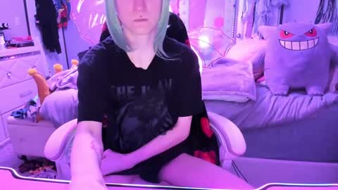 GreenEyedLovexo online show from 10-10-25, 01:10