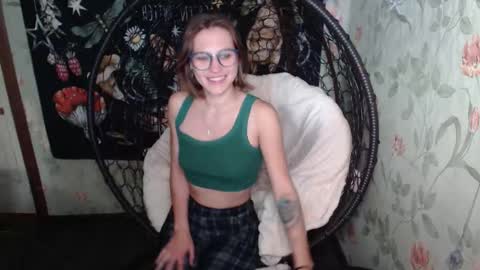 Lina online show from 09-14-25, 11:53