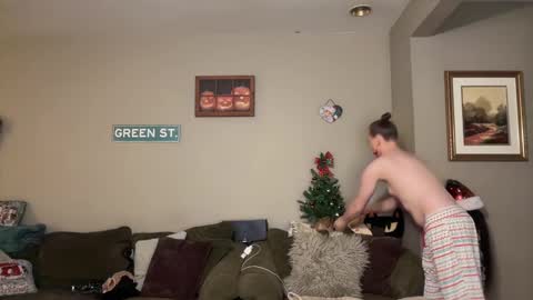 Snapshot of greenxxxqueen chatting on 12-14-24, 06:46 SexQueen Nikki online show from 12-14-24, 06:46