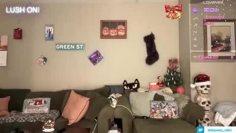 SexQueen Nikki online show from 11-14-25, 02:43