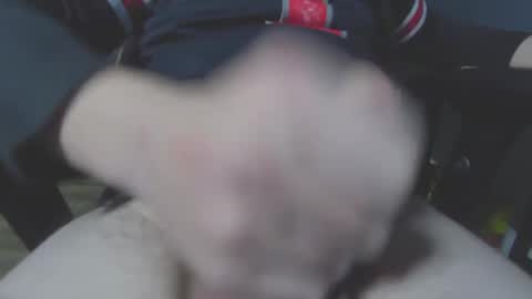 Snapshot of greg03_9 chatting on 01-21-25, 06:33 Jinx online show from 01-21-25, 06:33