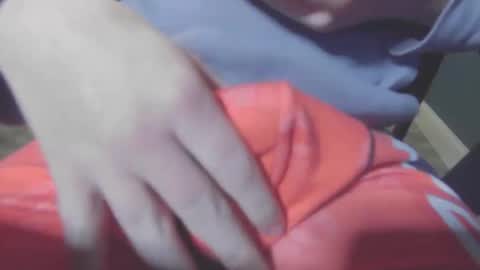 Snapshot of greg03_9 chatting on 11-05-25, 02:11 Jinx online show from 11-05-25, 02:11