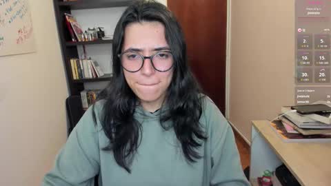 Greta online show from 12-03-25, 06:43