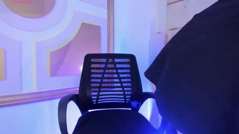 Greta Velvet  online show from 01-17-26, 07:39