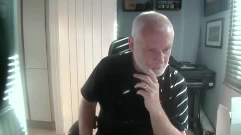 greyfox_6000 online show from 02-27-25, 02:43