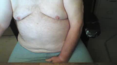 greyghost04 online show from 10-05-25, 02:26