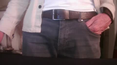 Snapshot of grimbergen123 chatting on 09-08-25, 07:57 Grim online show from 09-08-25, 07:57