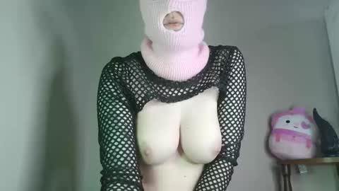 grippy_box online show from 11-03-25, 07:48