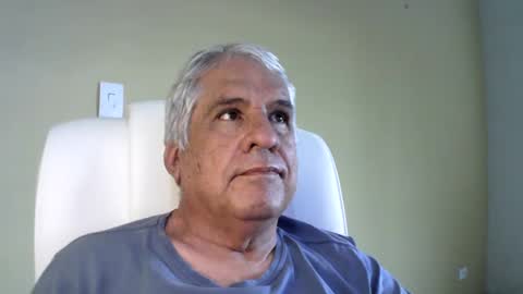 grisa01 online show from 02-04-25, 06:27