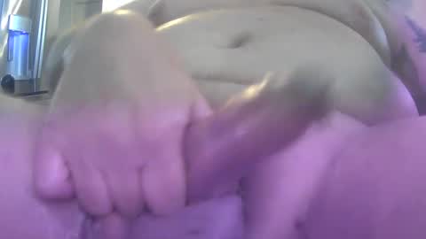 Snapshot of grneyedlion327 chatting on 09-26-25, 02:43 grneyedlion327 online show from 09-26-25, 02:43