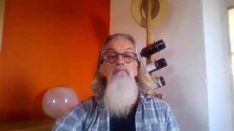 Grybear online show from 11-28-25, 10:18