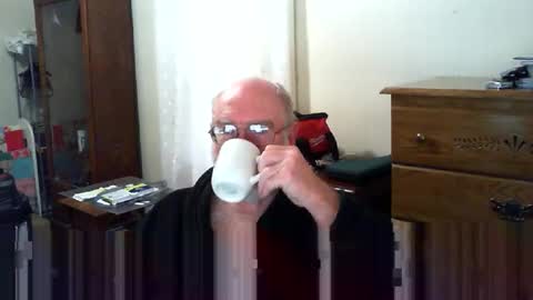 Gary online show from 01-06-26, 01:15