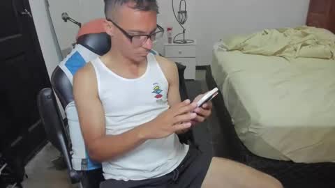 guachin_new online show from 12-31-24, 06:24