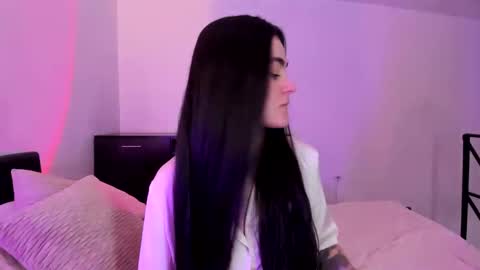 Elena online show from 02-25-25, 07:47