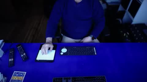 guesswhatigot2 online show from 09-12-25, 08:25