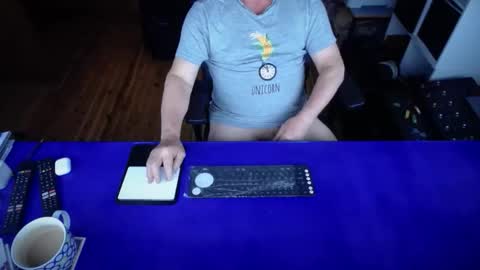 guesswhatigot2 online show from 09-14-25, 07:51