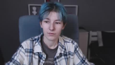 guitarandangell online show from 10-23-25, 09:52