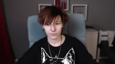 guitarandangell online show from 11-19-25, 05:07