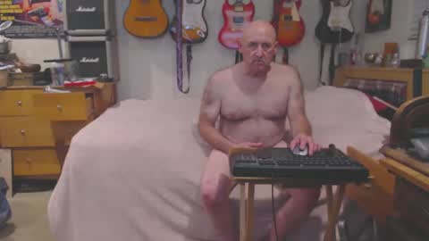 Mario online show from 03-05-25, 10:44