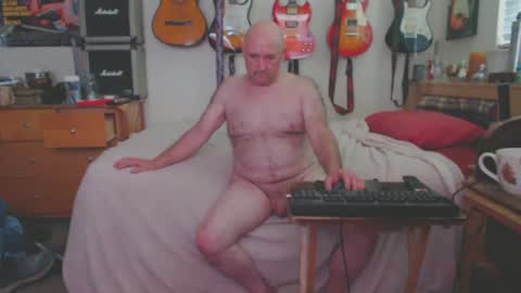 Mario online show from 03-06-25, 07:21