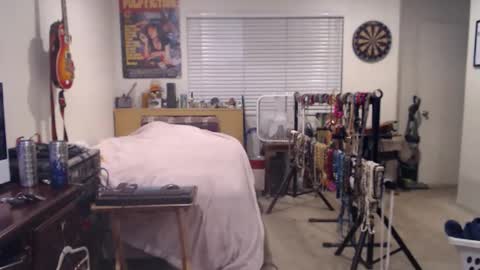 Mario online show from 10-16-25, 06:36