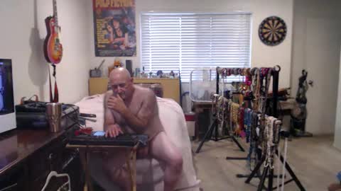 Mario online show from 10-17-25, 06:54