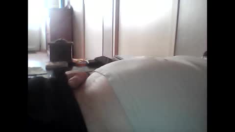 guizmeau72 online show from 10-11-25, 02:37