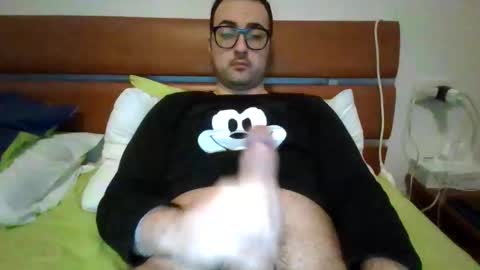 Snapshot of gullit93 chatting on 02-07-26, 10:19 gullit93 online show from 02-07-26, 10:19