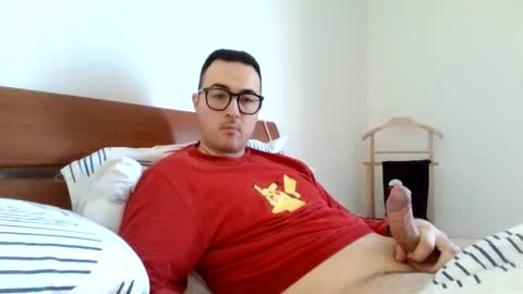 Snapshot of gullit93 chatting on 02-15-26, 01:09 gullit93 online show from 02-15-26, 01:09