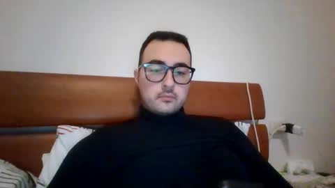 Snapshot of gullit93 chatting on 02-22-26, 04:05 gullit93 online show from 02-22-26, 04:05