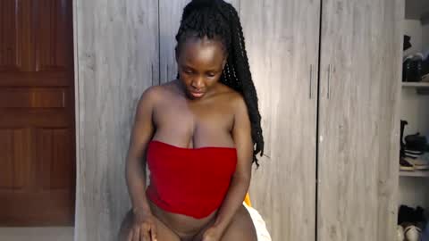 Miss Incredible online show from 12-23-24, 11:06