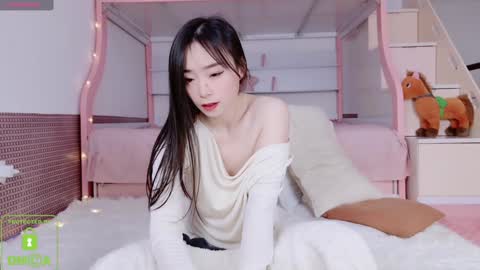 Snapshot of guoguomi chatting on 12-04-24, 11:19 Hello my name is Guoguo online show from 12-04-24, 11:19