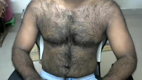 Snapshot of guru95497 chatting on 06-13-26, 08:01 guru95497 online show from 06-13-26, 08:01