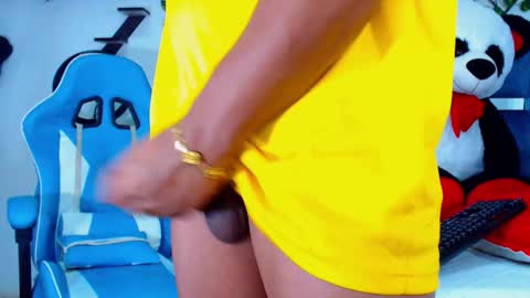 Hakim online show from 10-18-25, 07:03